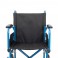 Fauteuil roulant pliable. Petites roues arrière amovibles